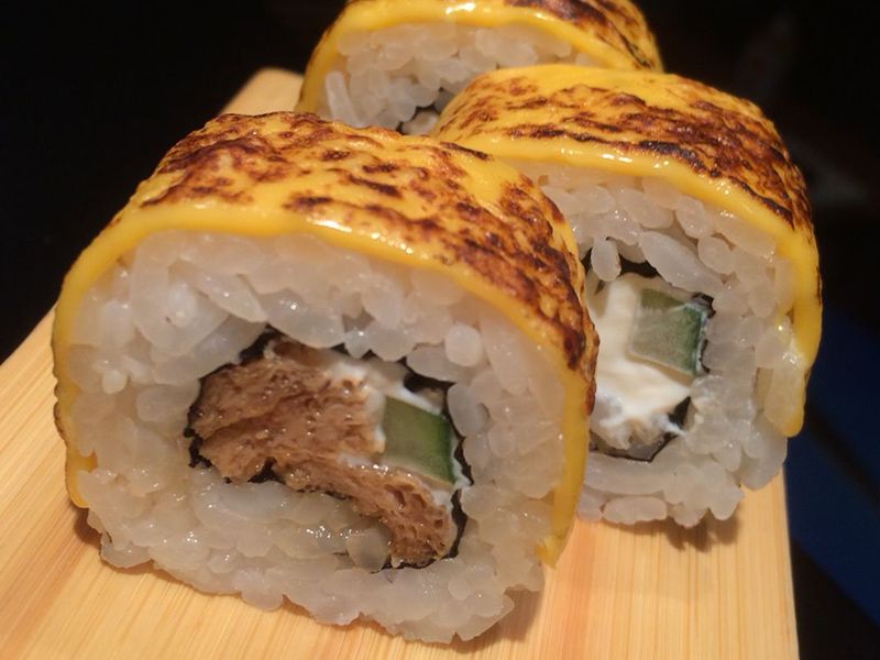 Fried Cheddar Cheese Roll 6 Pcs