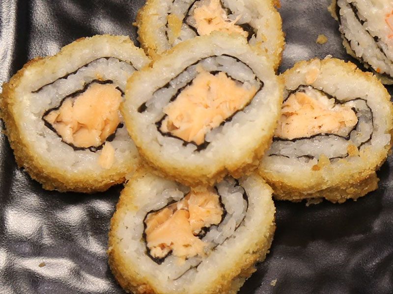 fried panko salmon roll