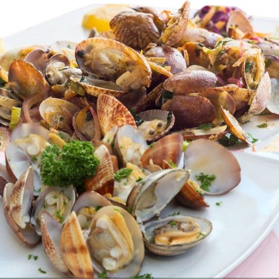 Arayes Clamshell Platter