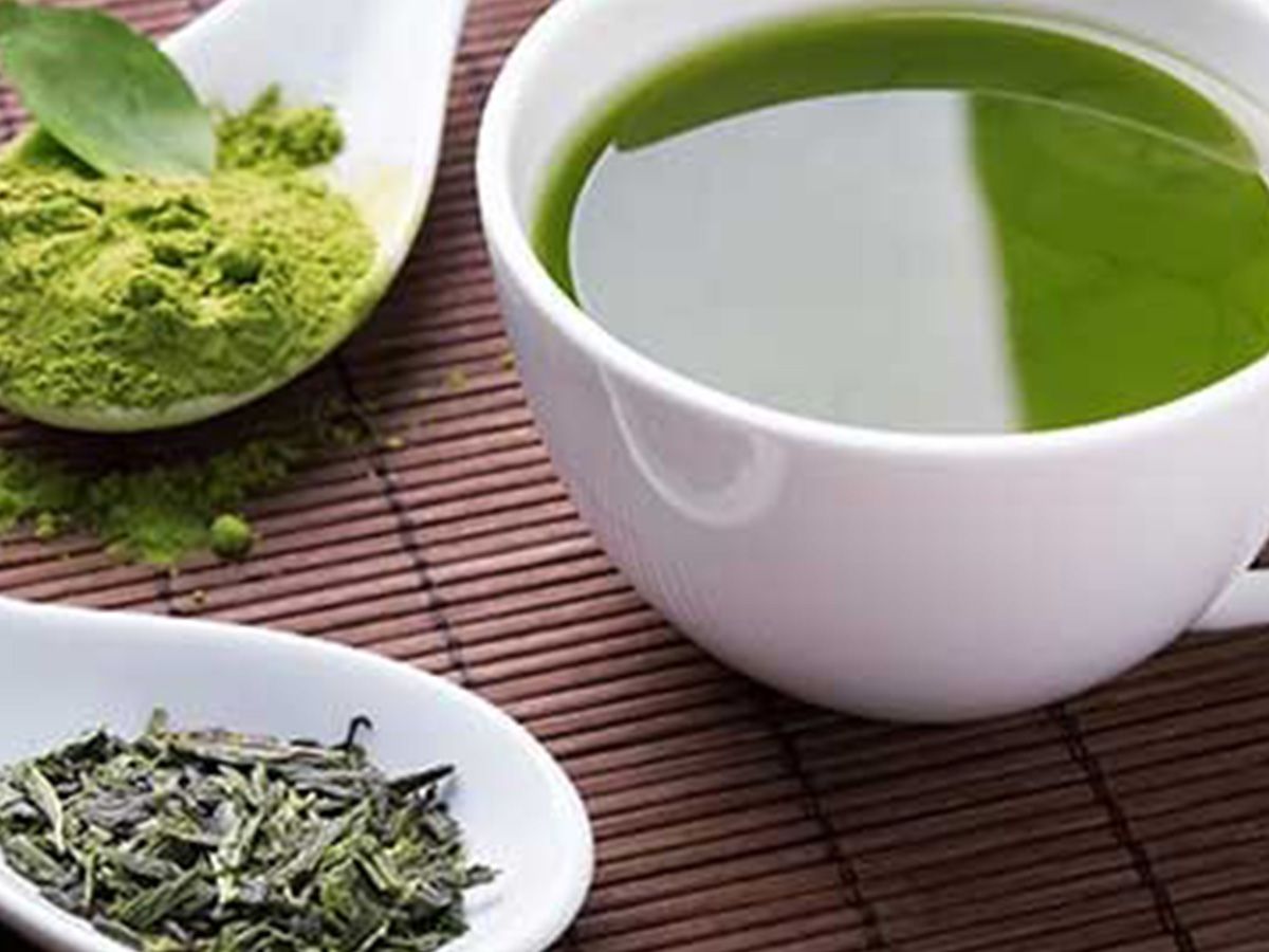 Hot green tea