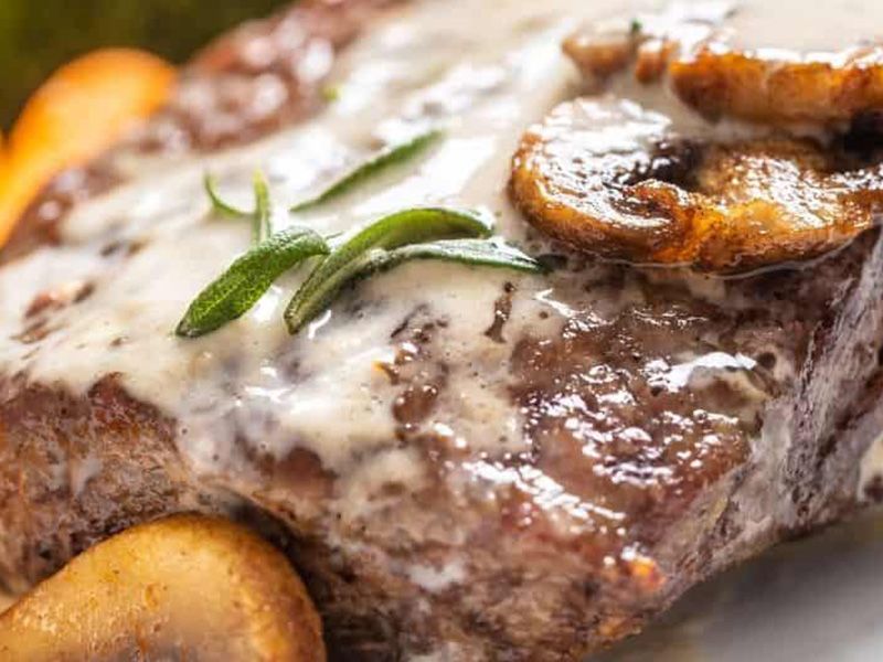 Grilled Beef Fillet Garlic Mushroom Sauce