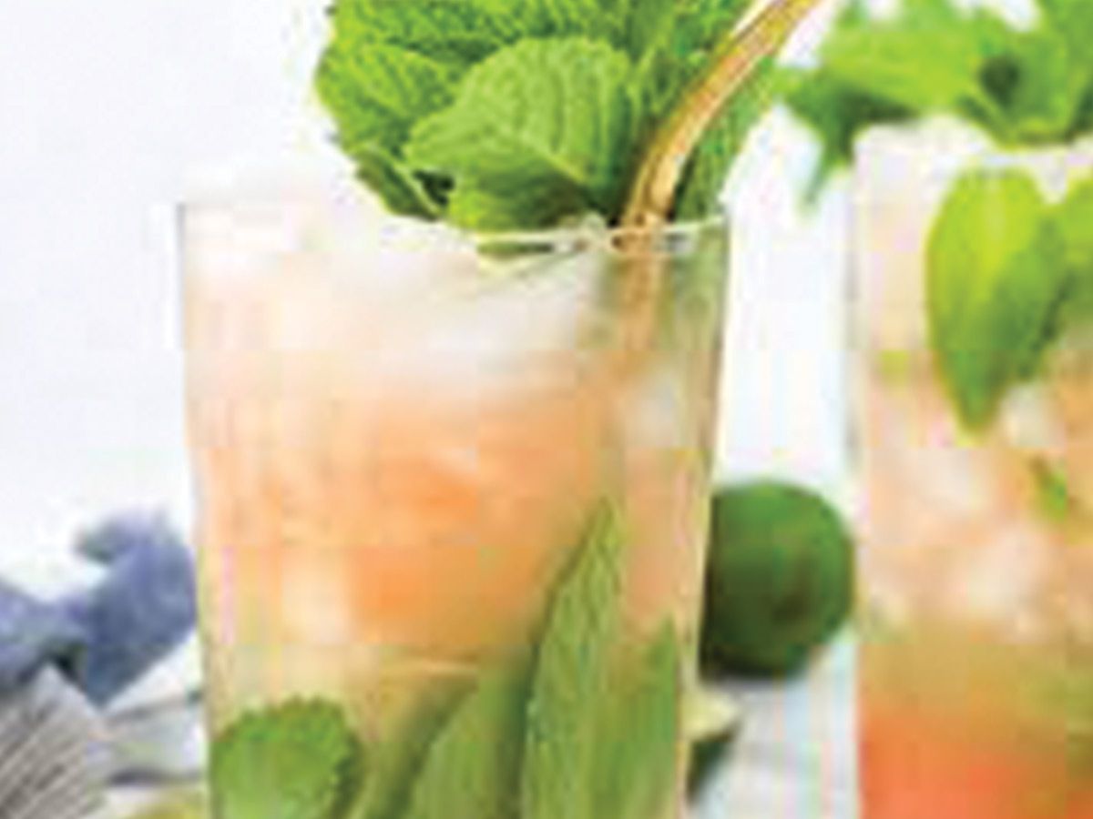 Guava Ice Mint Cocktail
