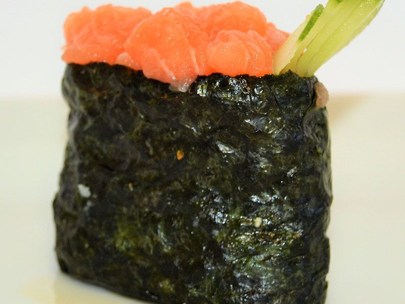 Gunkan Salmon