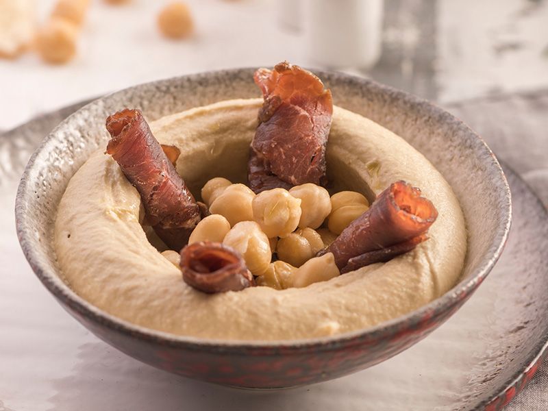 Hummus With Pastrami
