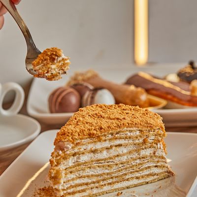 HONEY CAKE