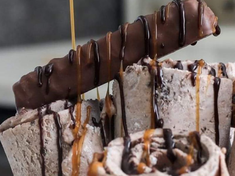 Twix Chocolate Ice Cream
