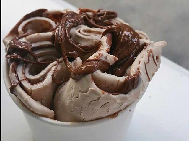Nutella Chocolate Ice Cream Roll