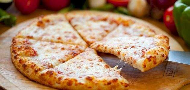 Roumi Cheese Pizza
