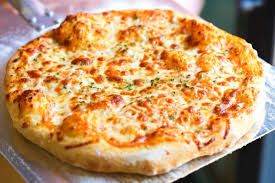 Mix Cheese With Crispy Pizza