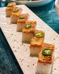 Salmon Oshi