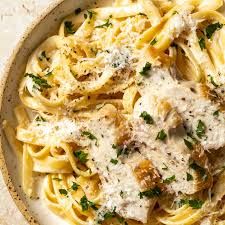 Alfredo Fettuccine Pasta