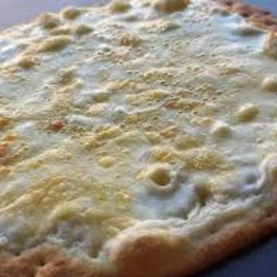 Mixed Cheese Manqousha