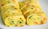 Omelette Eggs With Jalapeno Sandwich
