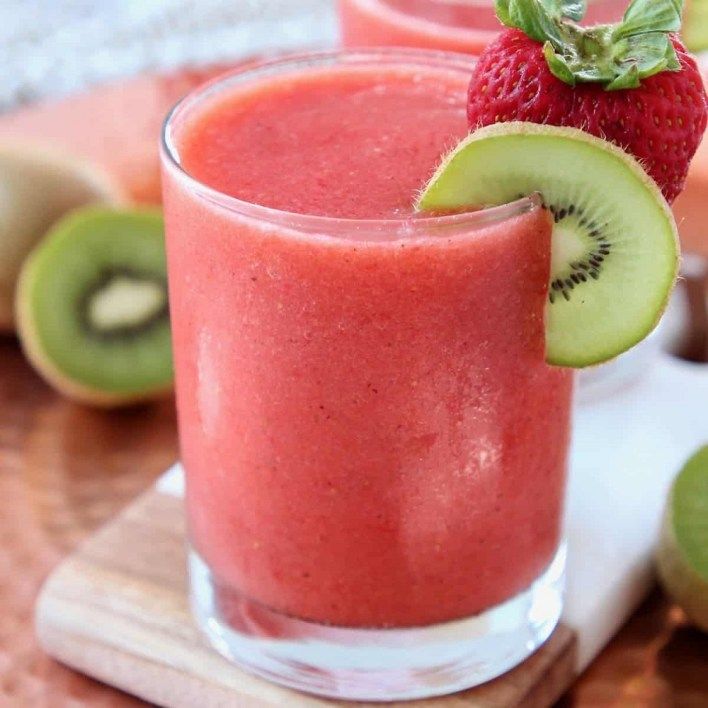 Kiwi With Strawberry Juice