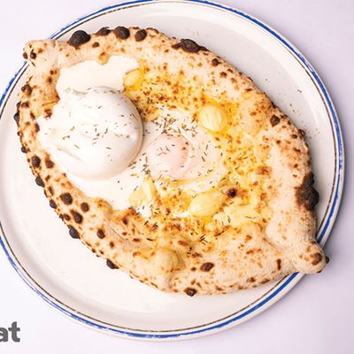 Khashapuri Burrata