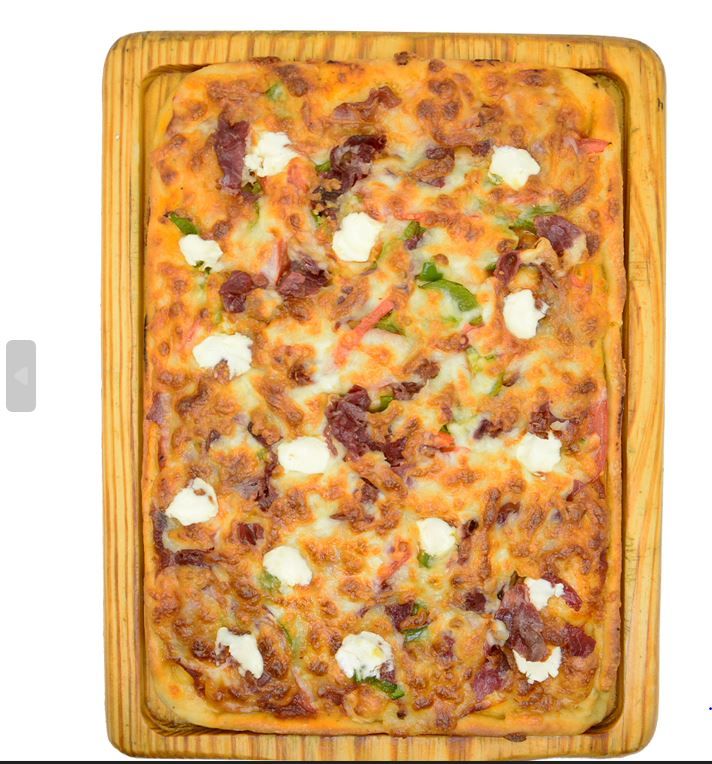 Kiri Pastrami Pizza