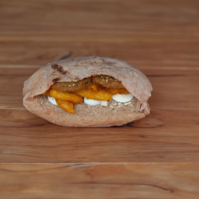 Mix Elm3alem With Eggs Sandwich
