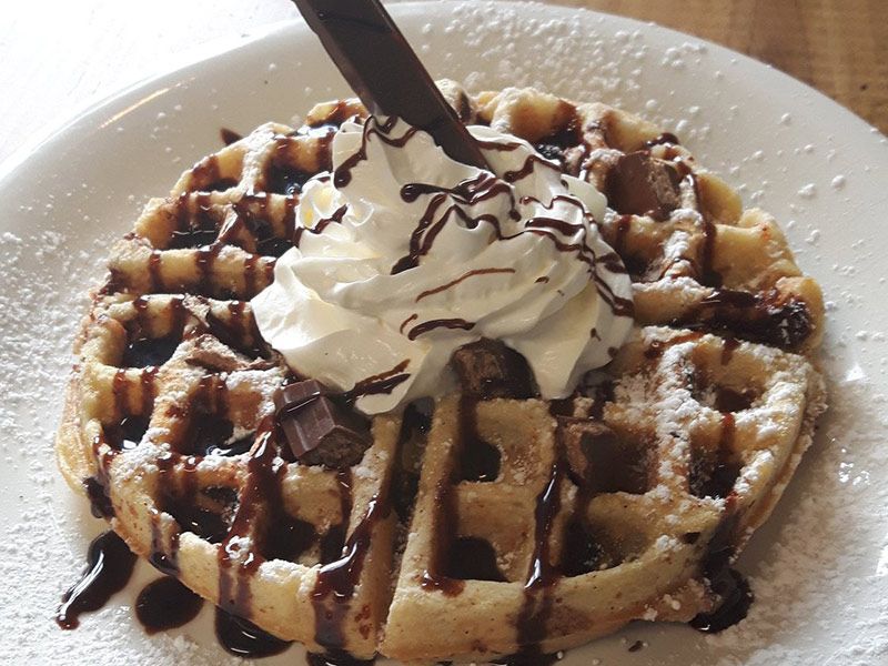 Kitkat Chocolate Waffle
