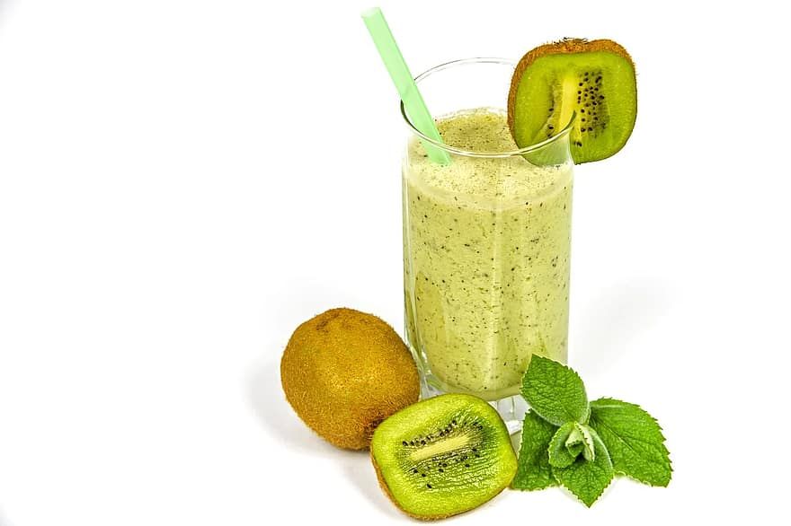 Kiwi With Pomegranate Cocktail