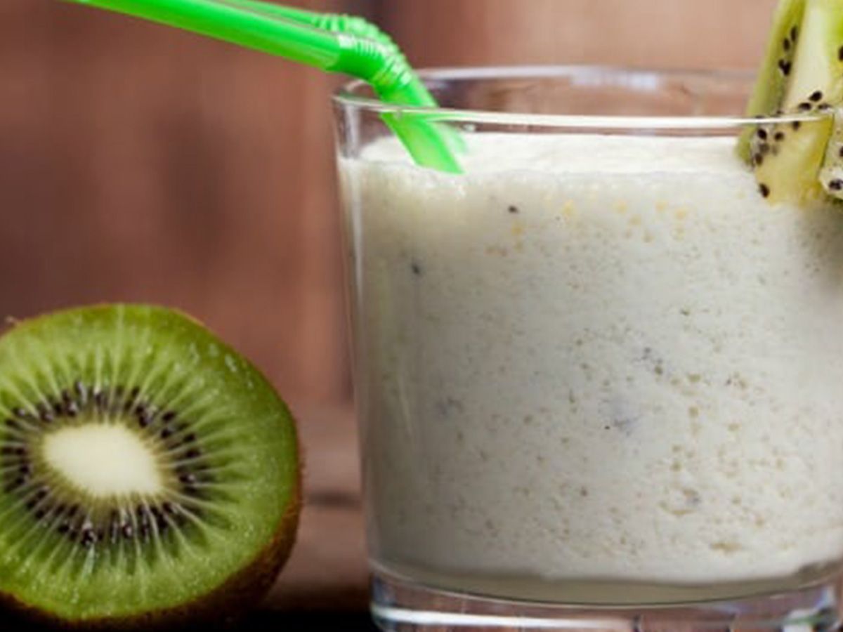 Fresh Kiwi And Coconut Juice