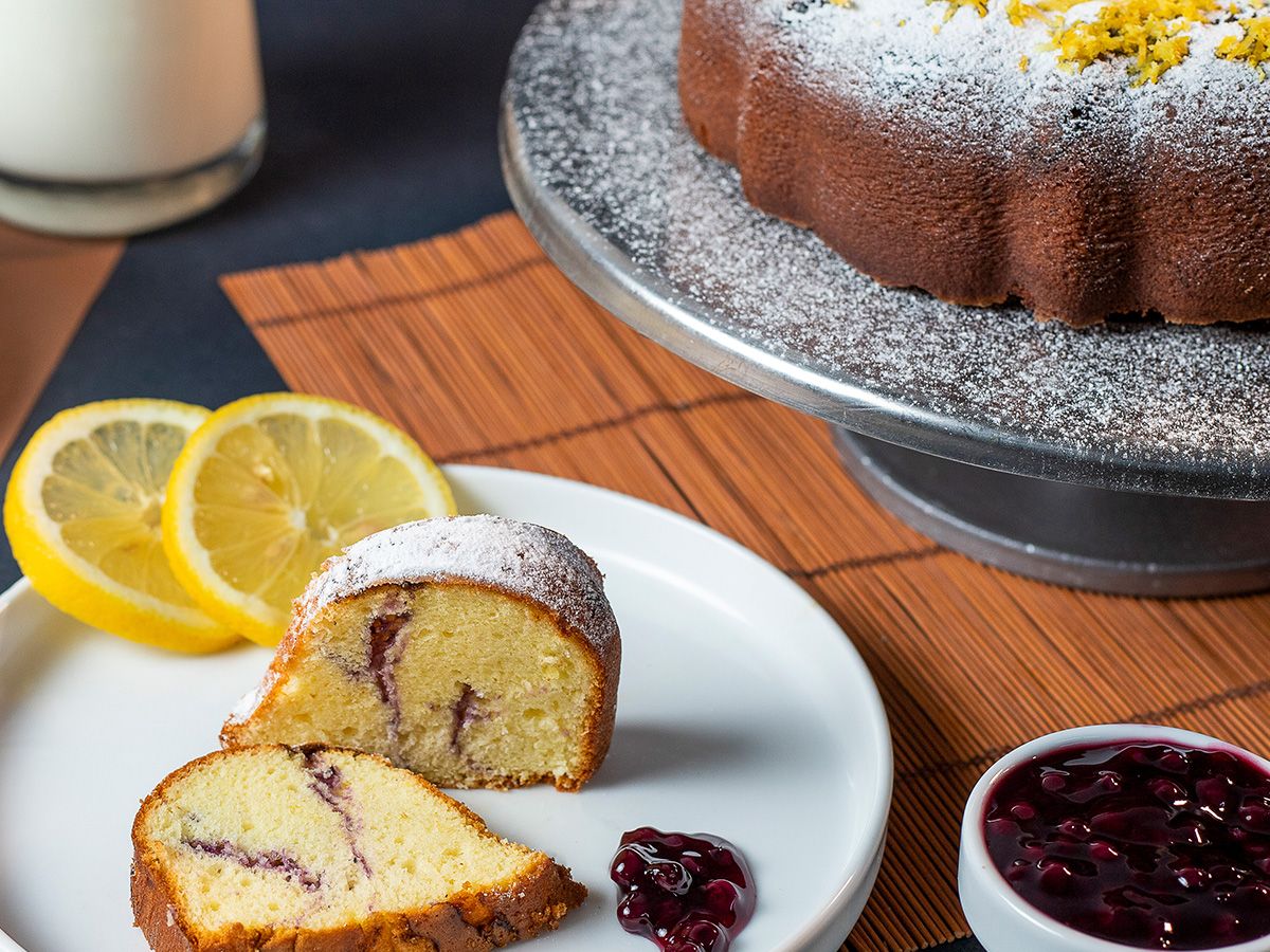 Bleberry Lemon english cake