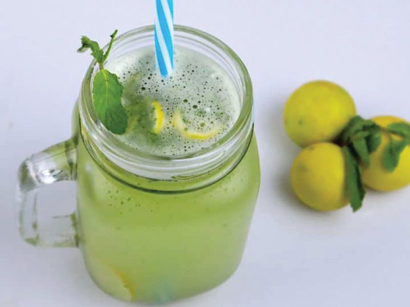 Fresh Lemon With Mint Juice