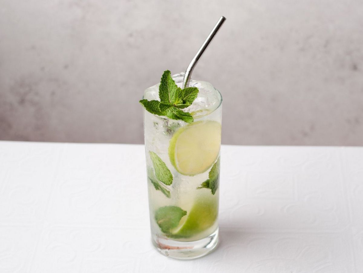 Lemon mojito mocktail