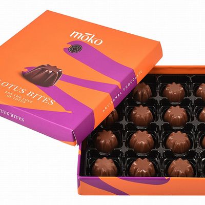 Lotus Bites Box Containing of 16 Pieces