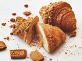 Lotus Croissant