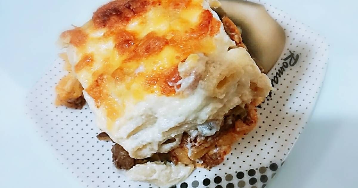 Bechamel Pasta With Oriental Sausage