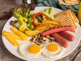 Tutti Breakfast 1
