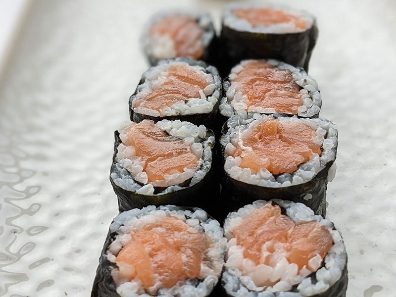 Maki Roll Salmon