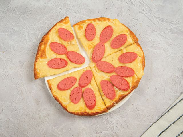 Manakish Sausage Mozzarella