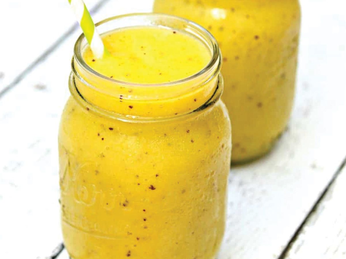Kiwi with Mango cocktail