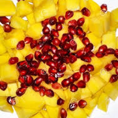 Mango With Pomegranate Seeds