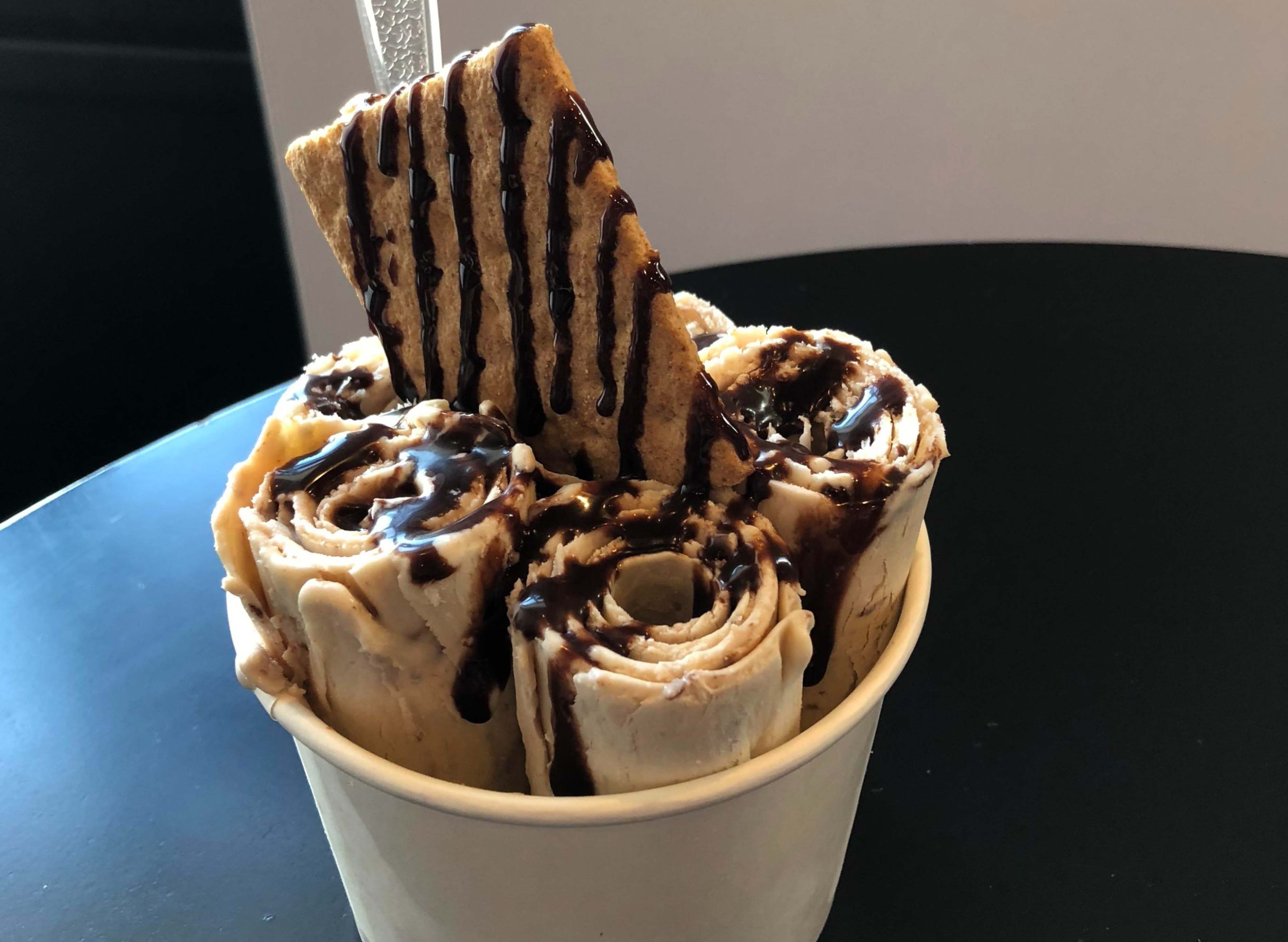mars ice cream roll