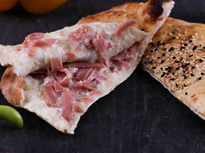 Luncheon With Mozzarella Cheese Manoucheh