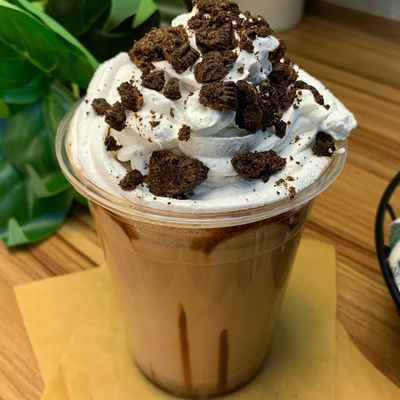 Large Oreo Frappe