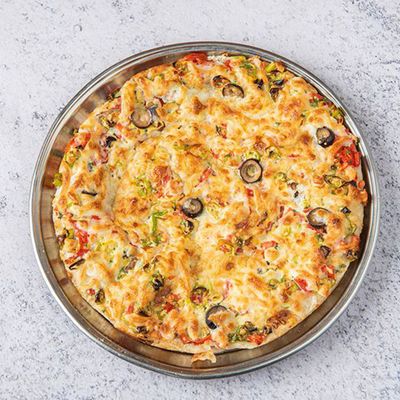 Oriental meat pizza
