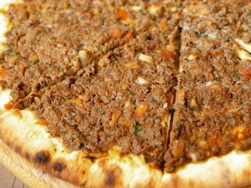 Meat Flatbread 1459 Cal