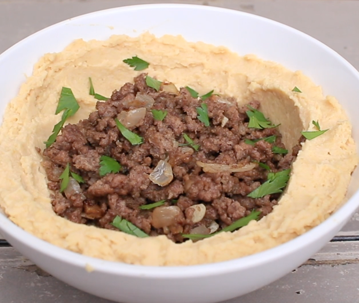 Hummus With Meat
