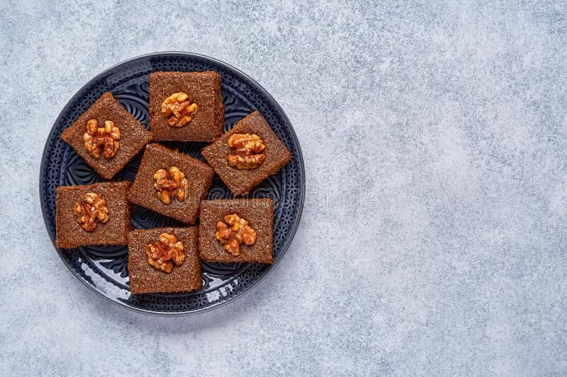 Walnut Basbousa