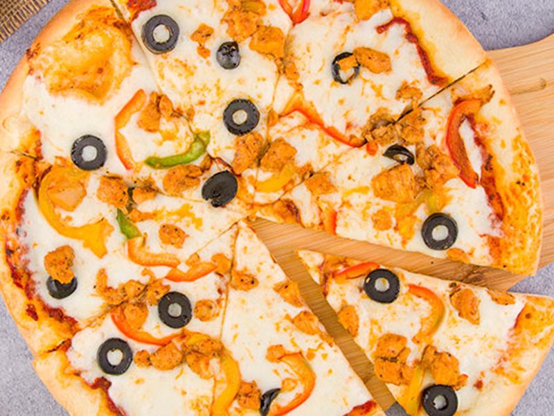 Mix chicken pizza