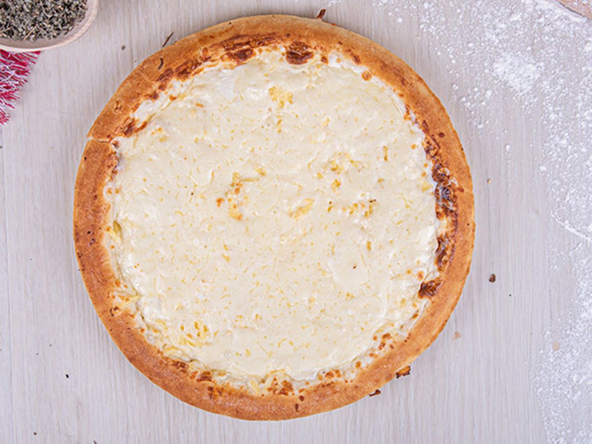 Mix cheese pizza