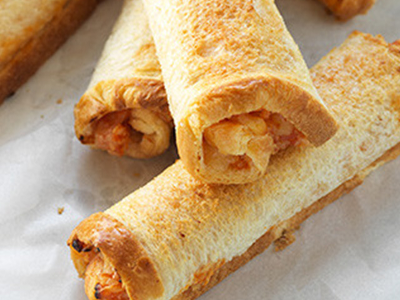 Baladi Cheese With Tomatoes Sandwich