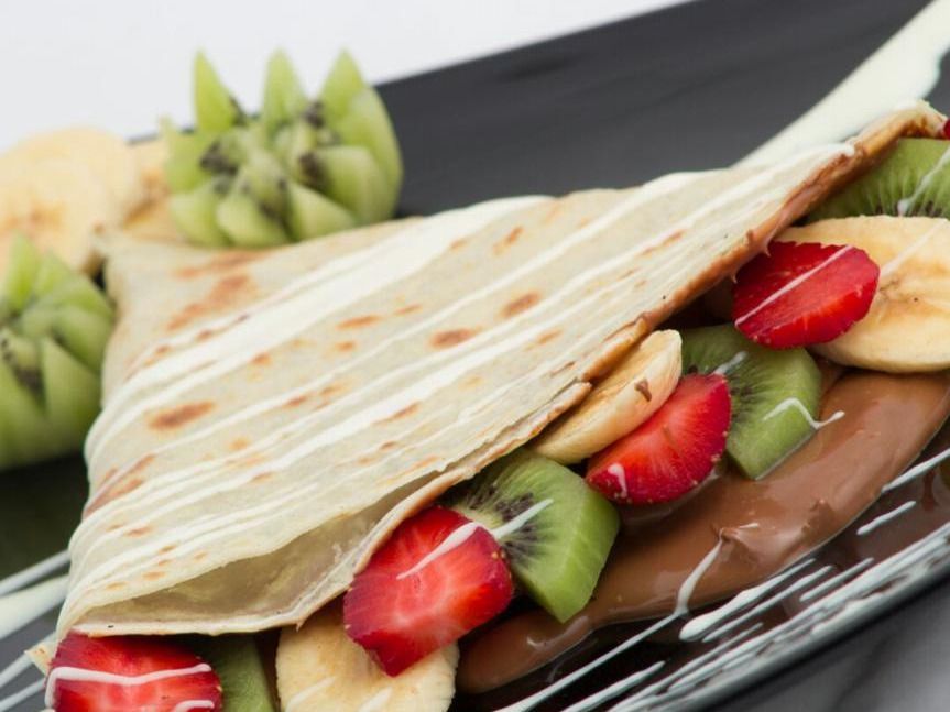White Chocolate With Banana Crepe