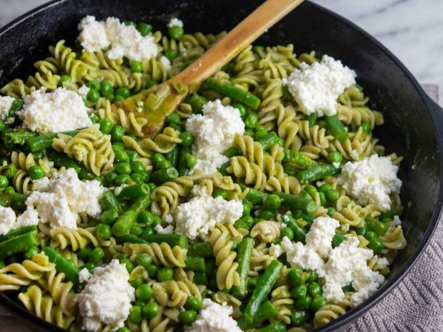Green Bean Pesto Pasta