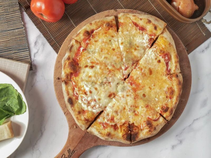 Quattro Formaggi Pizza