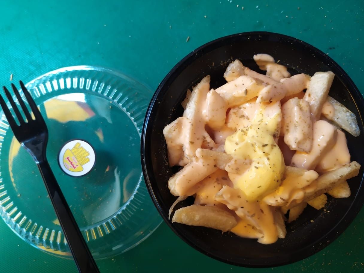 French Fries with Cheddar Cheese Sauce Packet