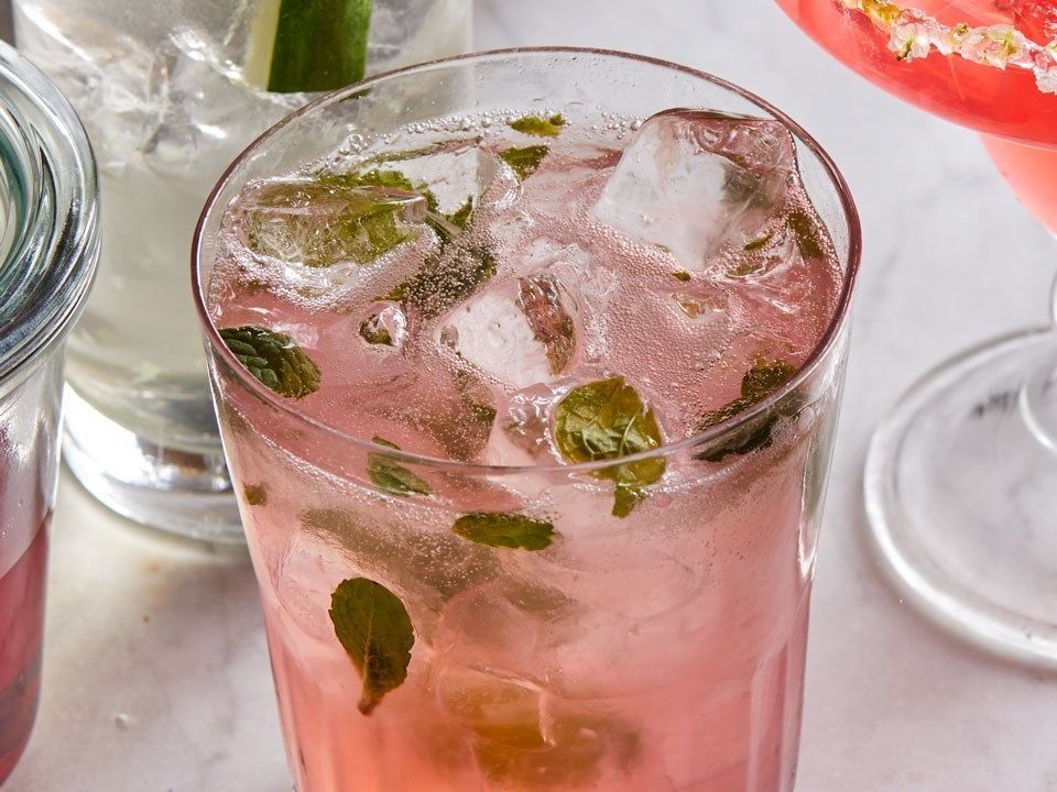 Flavored Rose Mojito